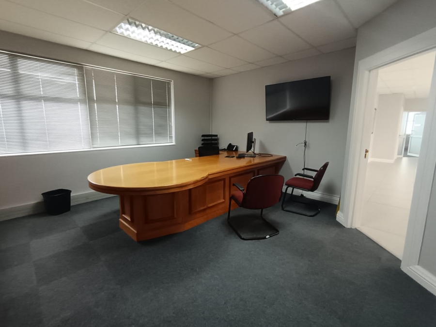 To Let Commercial Property for Rent in Lorraine Eastern Cape